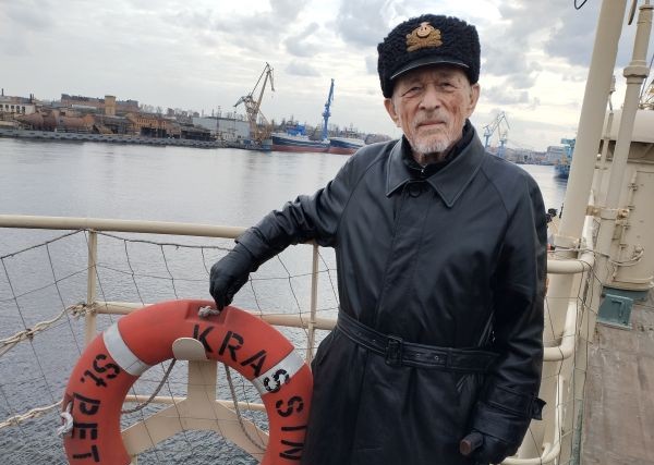 �.�. �����������